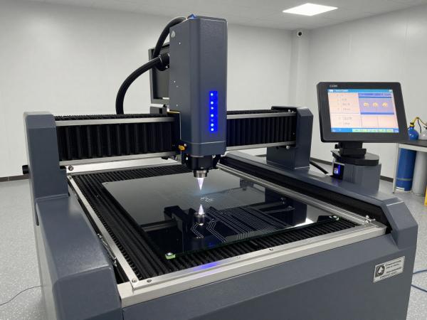 破局“熱損傷”困局：紫外飛秒激光切割機(jī)在柔性電子與醫(yī)療器件中的決勝密碼